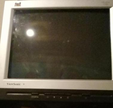 Vendo monitor viewsonic 17