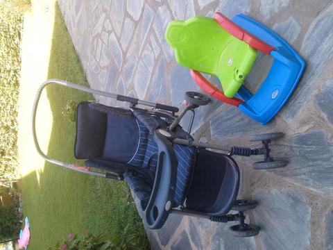 Vendo combo cochecito y sillita para bebe