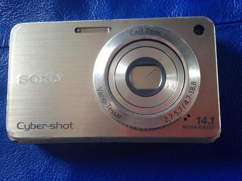 camara sony cybershot 14.1 mega pixels