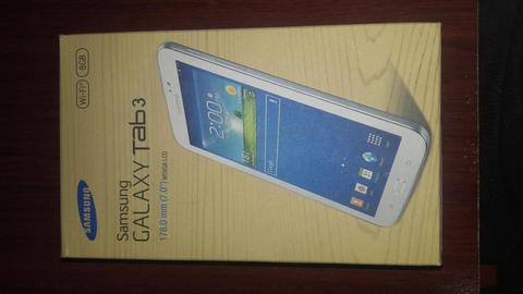 Samsung Galaxy Tab 3. 8GB. 7.0 con cargador y usb. En perfectas condiciones