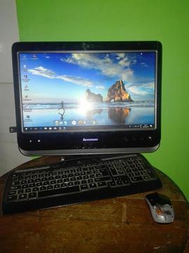 Vendo Lenovo con Windows 10