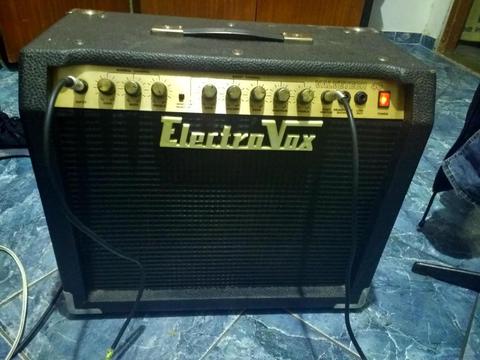 Amplificador Electrovox Valvetech 40W