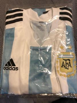 Camiseta titular oficial selección de Argentina. Mundial Rusia 2018. Talle L