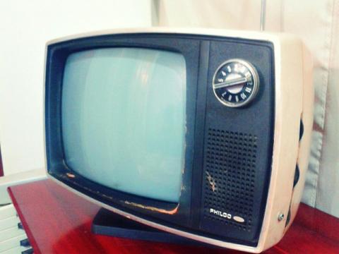 Televisor Retro Ideal Deco