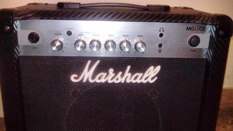 Amplificador de guitarra Marshal Mg15cf 15W