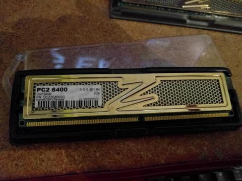 Memoria Ram 2gb DDR2 x2