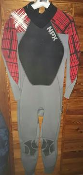 Traje de Neoprene. Nuevo