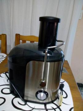 Vendo Extractor de Jugos Ultracomb 800w