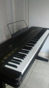 Piano Casio 88 Teclas