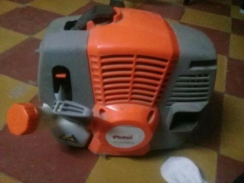 Vendo Maquina de Cortar Cespe a Explocio