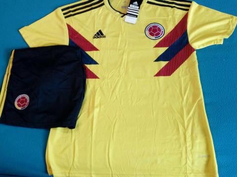 Conjunto Colombiano 2018 Talle M Importa