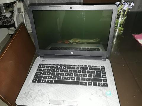 vendo notebook hp core i3 hp 240 G6