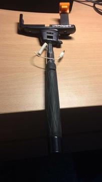 SELFIE STICK