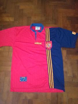 Hermosa Camiseta Selección España Adidas 1996 TALLE 2 M MUY BUEN ESTADO DEPORTIVO ESPAÑOLA