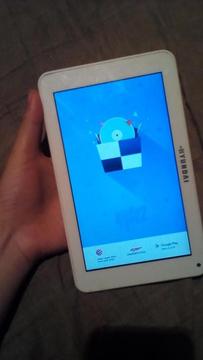 tablet HYUNDAI MAESTRO TAB
