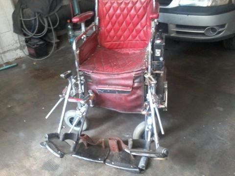 Silla de ruedas eléctrica con motores Fracmo USA!