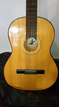 Guitarra criolla Flamenca