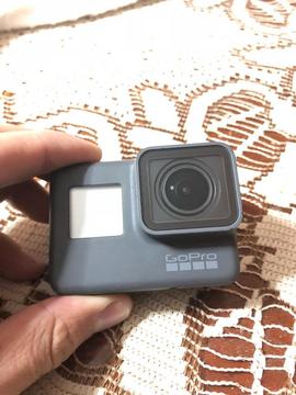 Gopro Hero 5 Black con accesorios