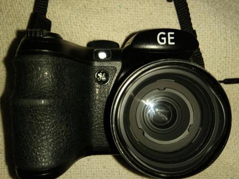 SE VENDE CAMARA SEMIPROFECIONAL $ 3500