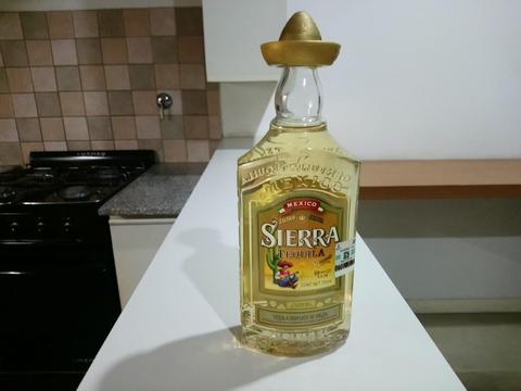 Vendo Tequila Sierra Silver Reposado traído De México