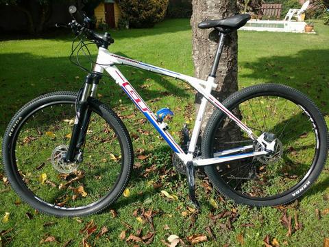 GT KARAKORAM RODADO 29. GRUPO ALIVIO no giant venzo vairo zenith 27.5 scott honda yamaha ford