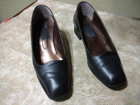 Zapatos clasicos de mujer, negros, N° 36