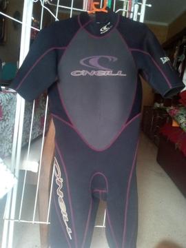 Traje de Neoprene Talle L 3.2