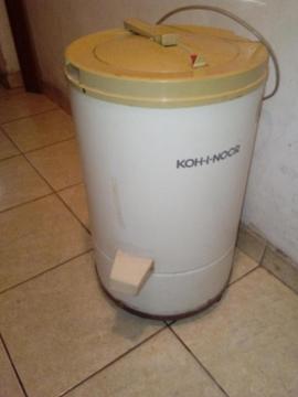 Secarropas Centrifugo Kohinoor Modelo N142 de 4,2 Kgs de capacidad