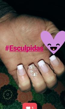 Uñas Esculpidas a Domicilio