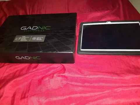 Tablet Gadnic 2gb de Ram 32gb Como Nueva