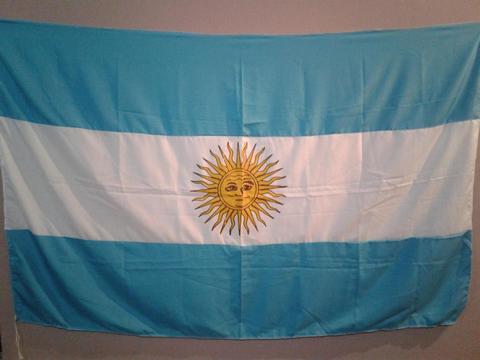 Bandera Argentina Mediana Con Sol Ancho 90 Cm Largo 150 Cm