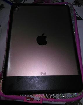 Vendo iPad Pro 9.7 Rosa