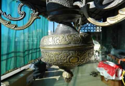 Antigua Araña lampara de bronce, muy linda