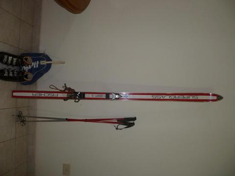 Skis Usado solo en dos temporadas!!!