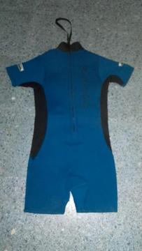 TRAJE DE NEOPRENE