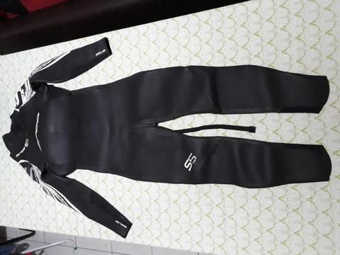 Vendo traje neoprene orca s5 talle 7
