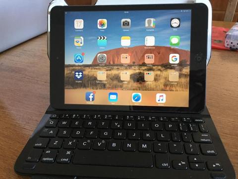 iPad Mini Negro 64 GB WiFi 4G Teclado