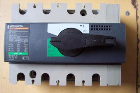 Interruptor Seccionador Merlin Gerin Interpact Ins125 Trifásico