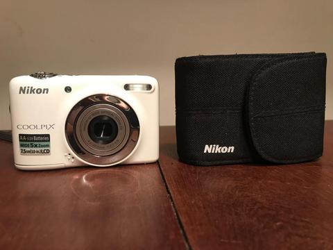 Camara Compacta Nikon Coolpix A10