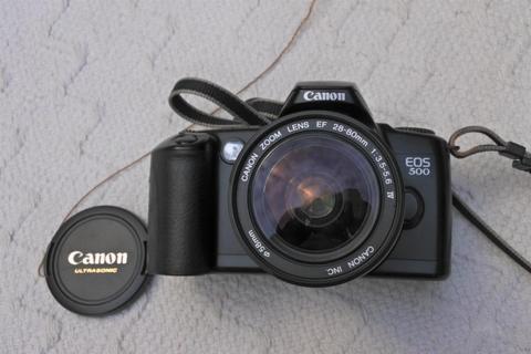Canon EOS 500 zomm 2880 ultrasonic
