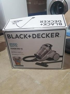 Vendo Aspiradora Black Decker 2.000 Watt