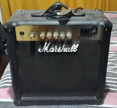 Amplificador Marshall Mg15