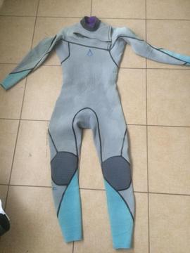 Traje Neoprene L 4/3