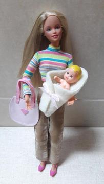 MUÑECA BARBIE NIÑERA SKIPPER CON BEBE Y ACCESORIOS 1998