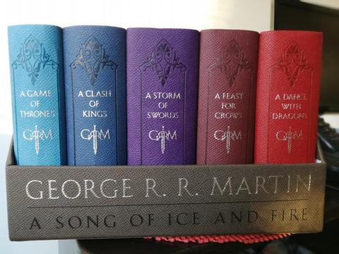 George R. Martin Song Of Ice And Fire