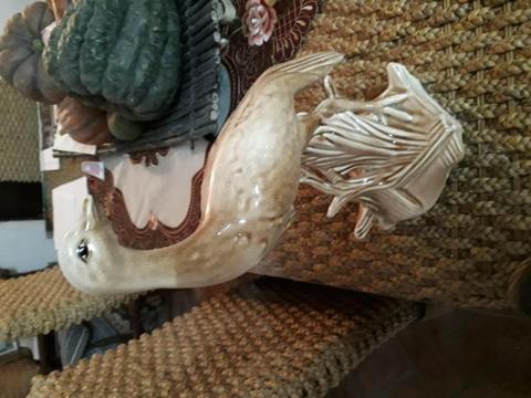 Figura de ceramica de ave autoctona chua