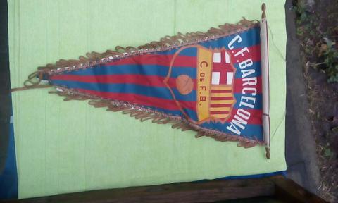 Vendo Antiguo Banderin de Futbol