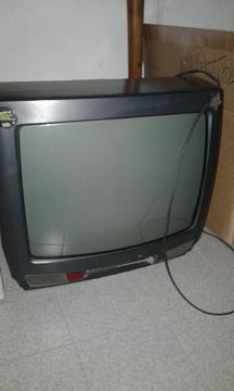 Vendo Tv 20' con Control Remoto