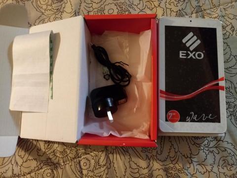 tablet EXO wave 7 con garantia como nueva