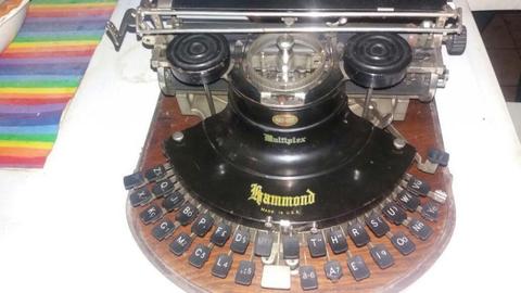 Antigua Maquina De Escribir Hammond